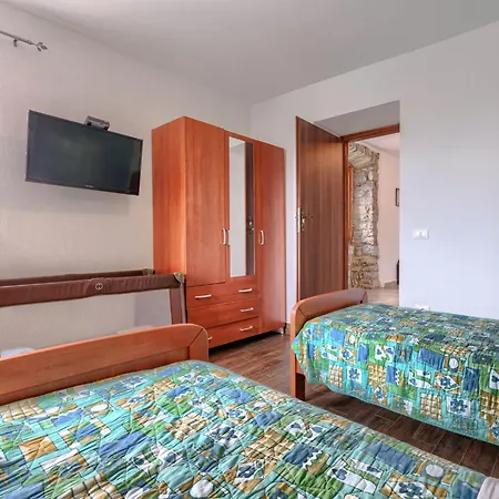 Vikendica Letizia By Interhome *